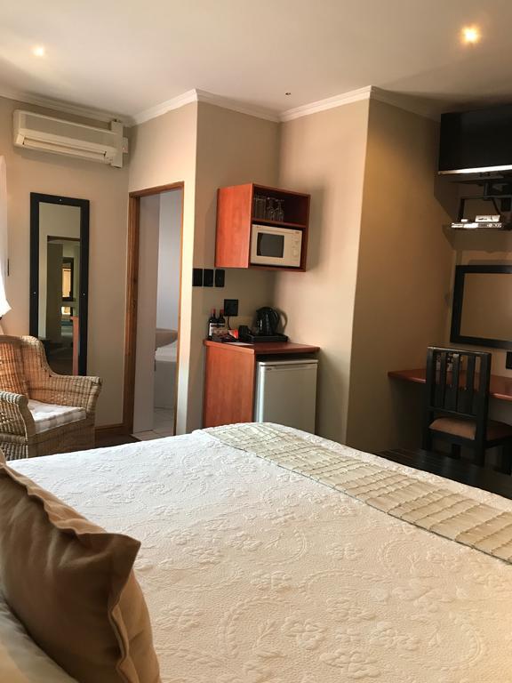 A La Martha'S Air-Port Guest House Port Elizabeth Zewnętrze zdjęcie